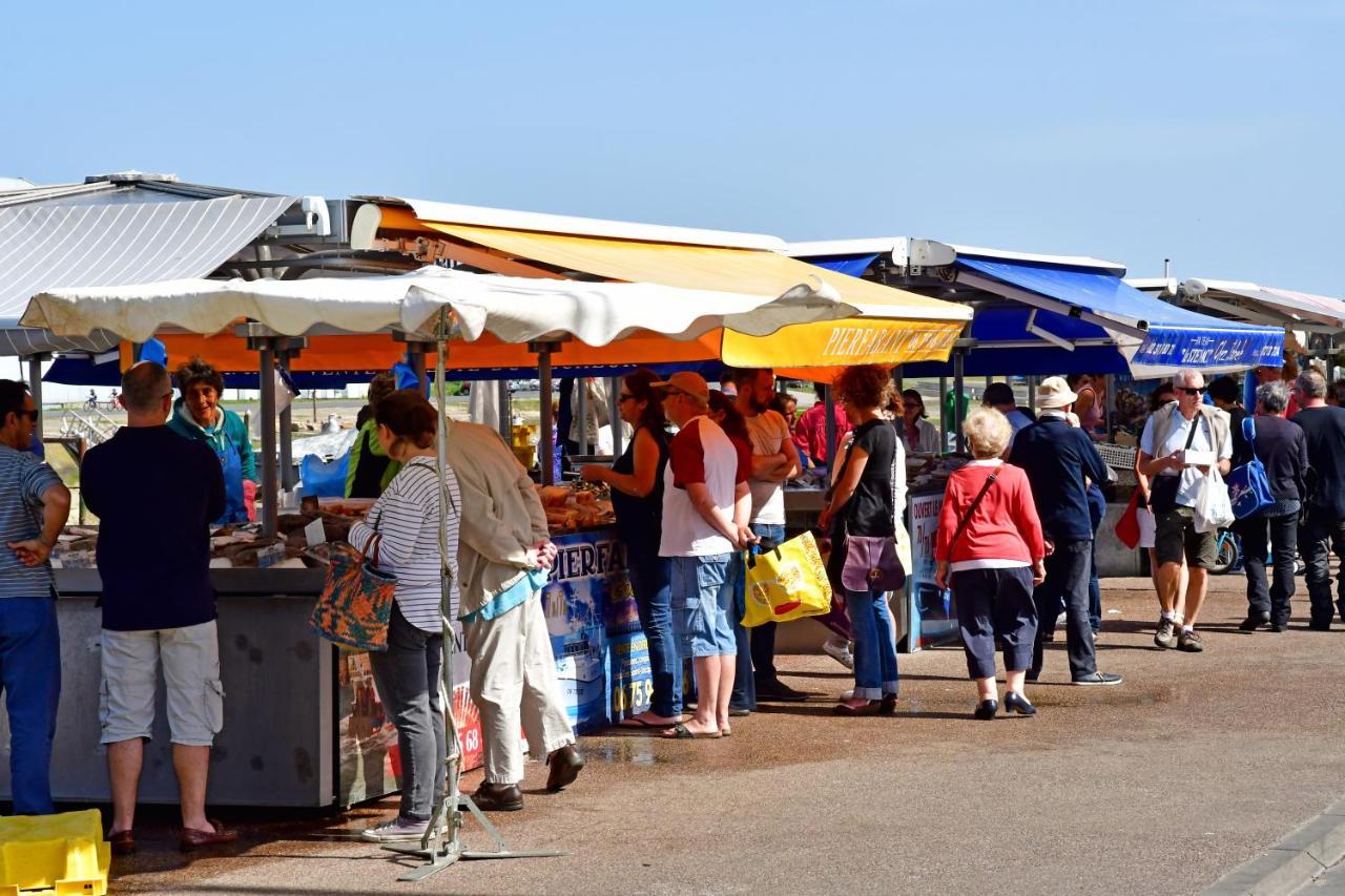 La Courette, Maison Avec Cour Proche Plage Graye-sur-Mer Buitenkant foto