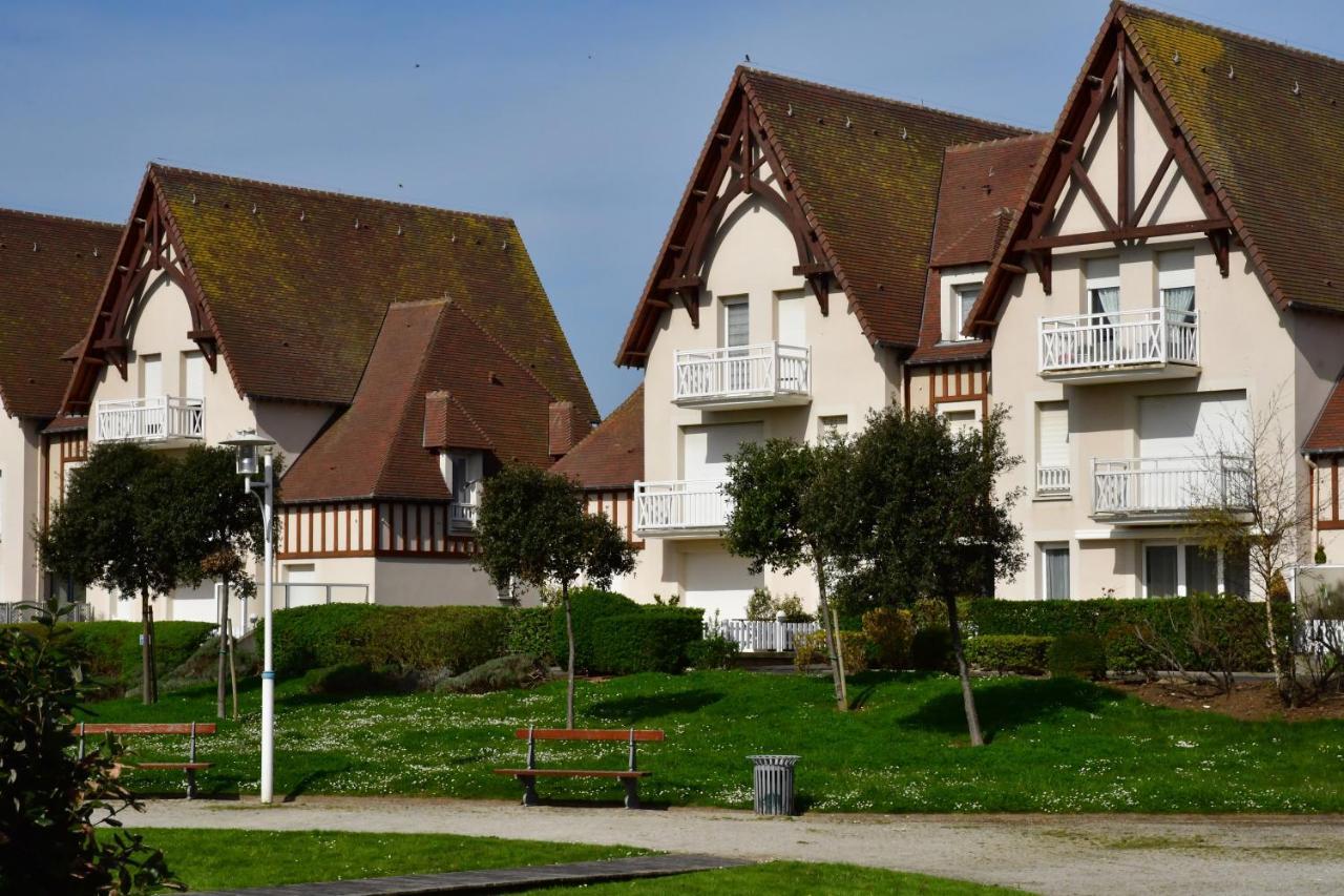 La Courette, Maison Avec Cour Proche Plage Graye-sur-Mer Buitenkant foto